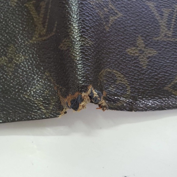 Vintage Louis Vuitton Men's Authentic LV Brown Bi-Fold Monogram Leather Wallet - Picture 12 of 15